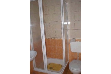 Polska Privát Jastrzębia Góra, Zewnątrz